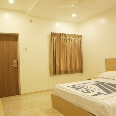 Kalpana Nest Hotel Tudiyalur Exterior photo